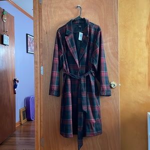 NWT Torrid trench coat. Black/Red plaid
